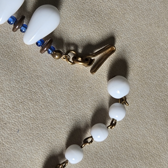Miriam Haskell Necklace Milk Glass Bead White & Blue Glass Beaded Signed Vintage - Picture 11 of 16